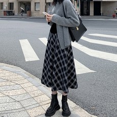 1fb23a255ac4cddcc418959b3e03609ab22f692f9677a76f4001179f253a.jpg