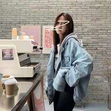 cdca4b4d4929a2991dd71f5fb4cc9b8f46789b8c5650fc72bbc5ec0d6c23.jpg