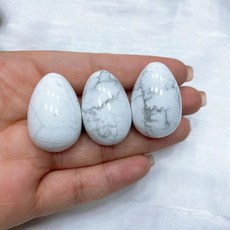 애완돌 홈 미네랄 스톤 에너지 버드 부활절 조각상 입상 표본 석영 선물 장식 보석 힐링 요니 크리스탈 30mm 공 에그, 3PCS, Howlite