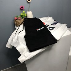 휠라 FILA 커플 라운드 쭈리 맨투맨 바지 세트 블랙 / 화이트