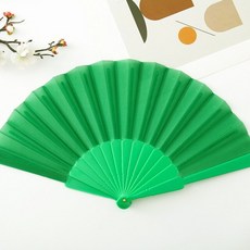 판소리를연극화하여공연