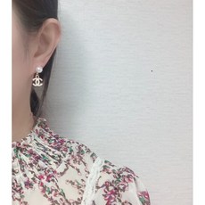자체제작 크리스마스 여자친구 선물 데일리 핸드메이드 무니켈침 진주 귀걸이 연말룩 추천