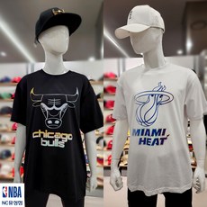 NBA 남녀공용 반팔티 시카고 불스 팀로고 그라데이션 반팔 티셔츠 N232TS022P NC대전유성