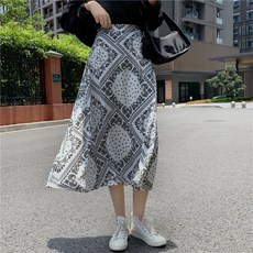 103ec779fdfa16bfadd286e1b4d7a923e8931693d551ba188bac280ff5b7.jpg