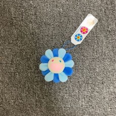 카이카이키키브로치