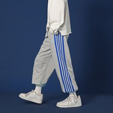 11479a595b8a277c450d37d68e7294324a0049d60d0176b0af8aef7aa332.jpg