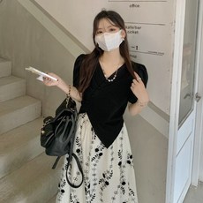 정말이쁜 프린트 스커트 디자인 불규칙한 니트 티셔츠 탑 투피스 세트 여성용 대형 사이즈 여성 의류 여름
