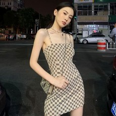 6e8fe2de573a031eb3fee88b5f814b7f8dc26dce1bf4a6422f511d0e8c03.jpg