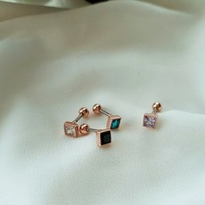 사각큐빅피어싱