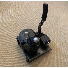 g923