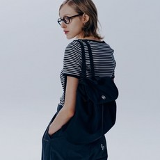 마리떼 프랑소와 저버 CIRCLE LOGO BACKPACK black