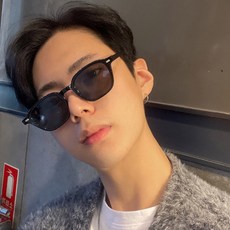 코받침뿔테