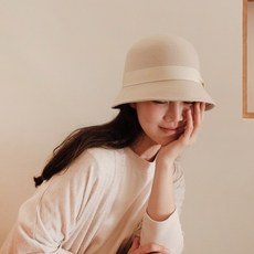 8d014cf16e2c9079cfec40dce8cc9e88427c0c571e74583bcd8ed9de1b7c.jpg