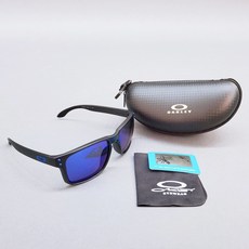 홀브룩 무광블랙 테 & 딥블루 렌즈 (블루서클) (Oakley Holbrook Sunglasses)