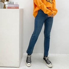e5de0b576acdf2657fa5193b1672c293826fca3681847c8f067bb53932c4.jpg