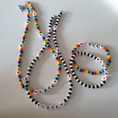 써지컬스틸알파벳