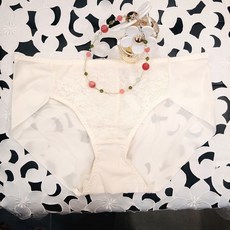 트라이엄프속옷