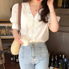 여성블라우스
 혜택 가득, 지금 바로 적용! 인기 상품 추천 제품 2024