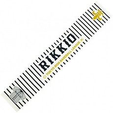 a310ba9b0a6d56c972e3a273e619e2bb29d527f2d8e4997c87af9472fbcb.jpg