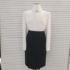 리안뉴욕 목걸이포인트 블라우스RKYWBL370