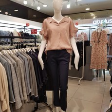 bde05aee892eb1be8136153aad9f6f7e47cb09edd157d5073755cd9ddfb2.jpg