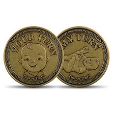This or That Original Diaper Changing Coin | Flip C 이것저것 오리지널 기저귀 교환 동전 | 동전을 뒤집어 누가 기저귀를 갈아주는지 확인하세, Antique Brass, 39 mm