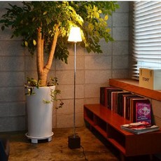 키큰스탠드조명