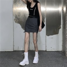 31ebc3e6796836d8cfa1c30d53ccdd0526ae6e8b3480e9c6ac48a8269e3c.jpg