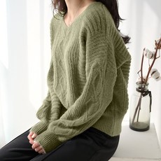 데일리앤 체이플 여성 벌룬 루즈핏 케이블 짜임 브이넥 니트