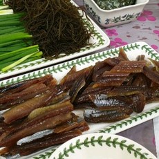 청솔과메기, 10마리