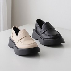 발볼넓은로퍼