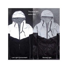 나이키자크뮈스후드