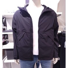 지오지아바람막이