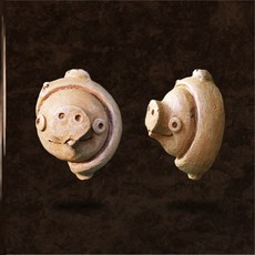 1ca1aefd015c9e59731864be9941d44c900b9114868900b0edc78c3ef03d.jpg