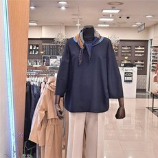 안지크블라우스