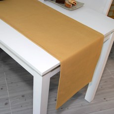 골드블랙테이블러너