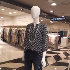 025a78bfe43c8ea1c6bda1f692ac8045ac6980f1145a7afcafd7745f54c4.jpg