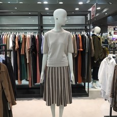 쥬크 아울렛 신상품 품절주의!! 라운드넥 진주포인트 반팔 니트 V204KSK951