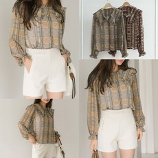 율블리샵 가을 콩단추 체크 밴딩소매 프릴세일러카라블라우스