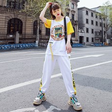 de624773f5e9ab4491b4942ffea9e585cc9e29c8827e913eb1bbd0e9c663.jpg