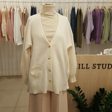 786c153710ff58d10bb9368f455f0977afc6446a48a9bd32869f6517dc86.jpg