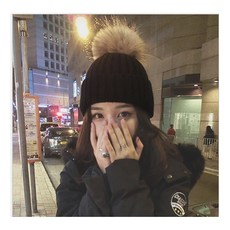 겨울 방울 털모자 블랙 겨울모자 방울모자 니트모자