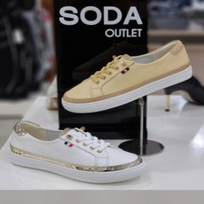 소다여성스니커즈