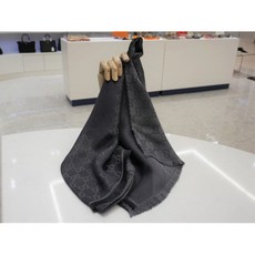 구찌남성목도리