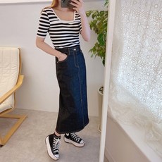 0bba83d51fe3cb0af346578201943f2964e889b2b1a86602c1aa3f3bcd37.jpg