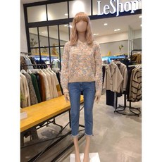 [현대백화점][르샵] (LKBKP633) 날개사 컬러패턴 라운드 니트