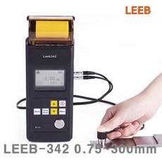 a49884721413373ee526833445edc323bb6edcef348666dddf156eda7c95.jpg