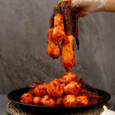 100% 국내산 아삭아삭 맛있는 동백식품 알타리김치 총각김치, 2kg, 1개