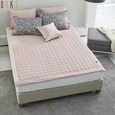 95bd9d13ae4bedf38b6d842f0ccd4a543546fc617428a4601e174b9d43e0.jpg