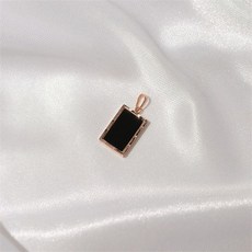 로이드오닉스펜던트